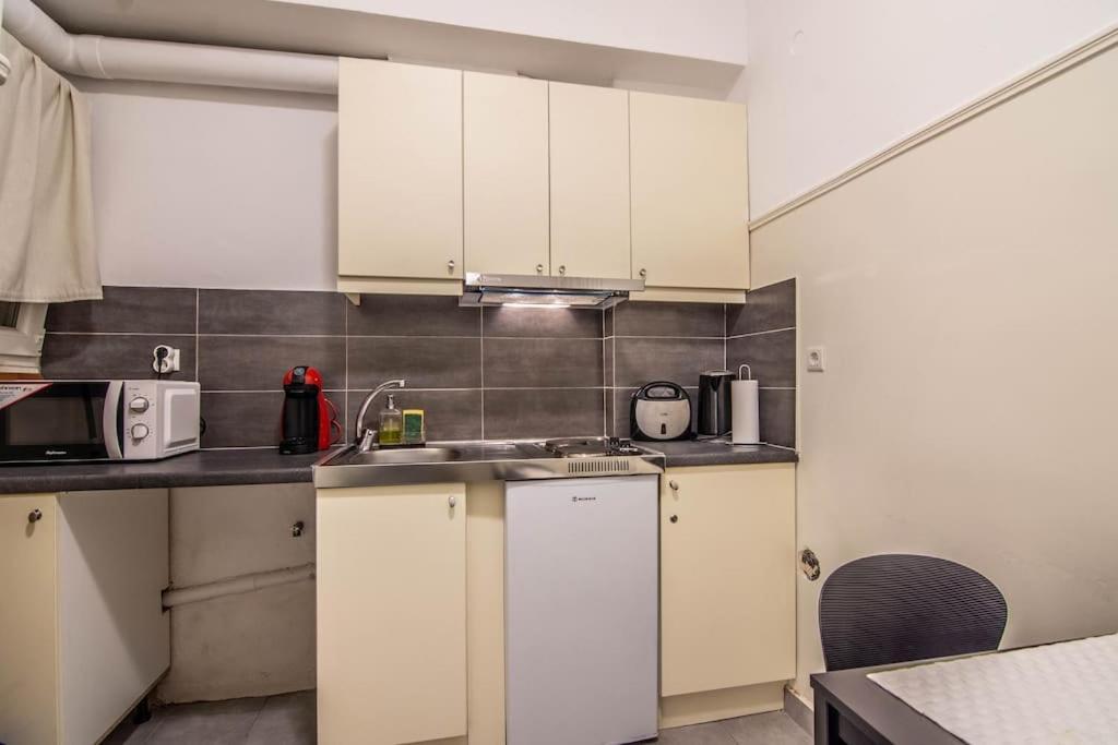 Ferienwohnung Simple Athen Exterior foto